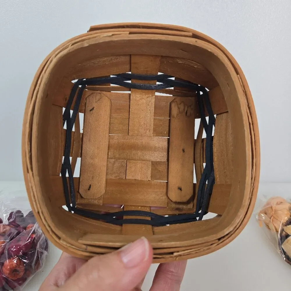 VTG Handmade Wooden Potpourri Basket with Heart Lid & Wire Insert Rustic Country